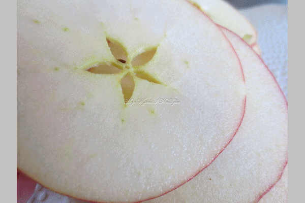 Kuskus kokosowo waniliowy z karmelizowanymi jablkami i zurawina