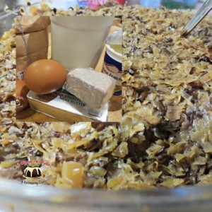 Pieczone drożdżowe pierogi z kapustą i grzybami 